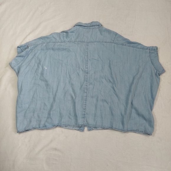 Fifteen Twenty Boxy Crop Over Sized Fit Chambray Button Down Shirt Size XS - Picture 5 of 6